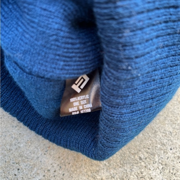 Budweiser Beanie Hat Multicolor Spell-Out One Size Tassel Beer USA Garden Iconic - Picture 4 of 6